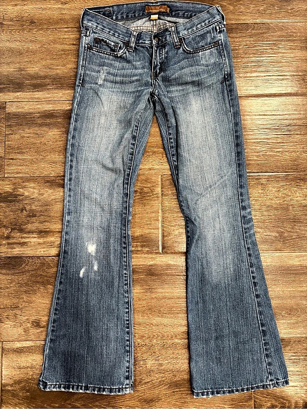 Abercrombie & Fitch True Y2K Size 0 Short Flare Jeans Low Rise 100 Cotton